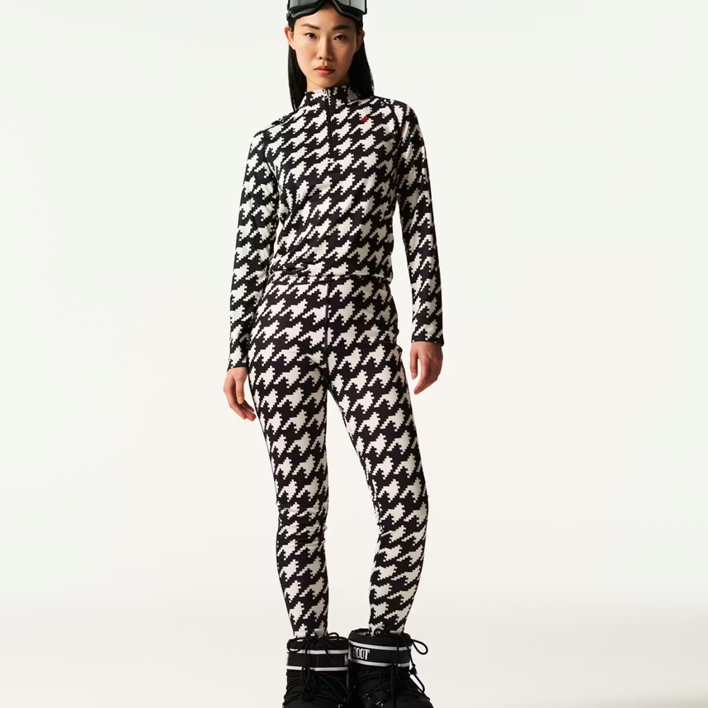 Perfect Moment Black and White Houndstooth Long Sleeve Top NWT Size Small. - Picture 3 of 7